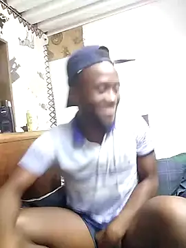 bull Giant online show from 12.10.24