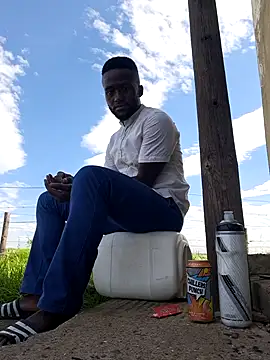 bull Giant online show from 02.02.25