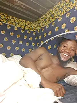 bull Giant online show from 02.05.25