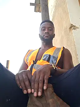 bull Giant online show from 02.05.25