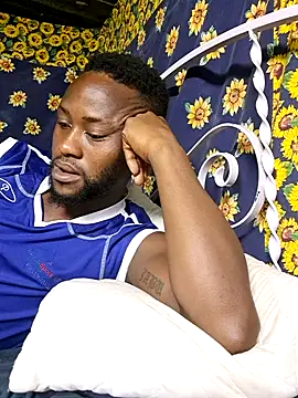 bull Giant online show from 02.07.25