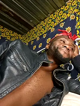 bull Giant online show from 02.11.25