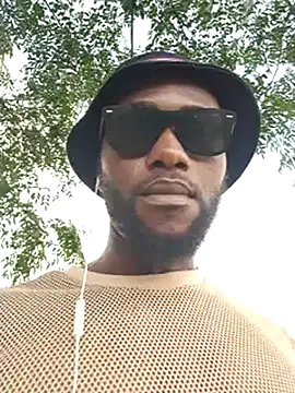 bull Giant online show from 03.22.25