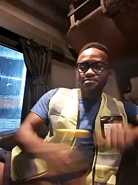 bull Giant online show from 10.12.25