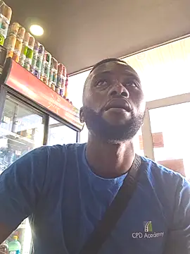 bull Giant online show from 10.24.25