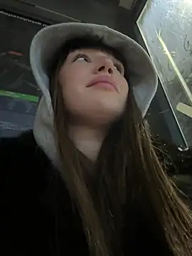 Sophie Avory online show from 01.08.26