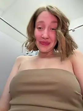 Snapshot of Sophie_Avory chatting on 05.14.26 Sophie Avory online show from 05.14.26