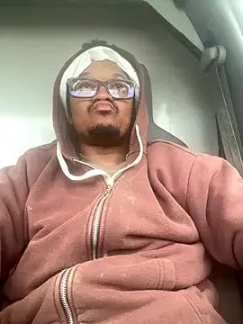 Snapshot of demonpt3 chatting on 12.05.25 demonpt3 online show from 12.05.25