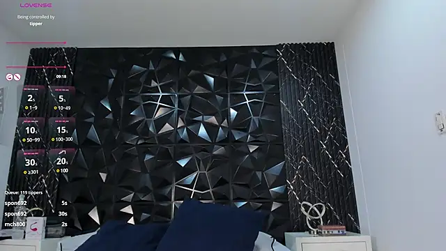 LiaFlowers online show from 03.19.25