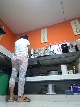 Snapshot of katysquirtdirty chatting on 02.16.26 katysquirtdirty online show from 02.16.26