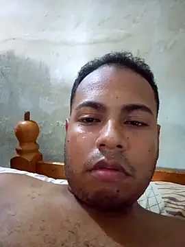 Snapshot of AlkalineCalmness chatting on 11.15.25 AlkalineCalmness online show from 11.15.25