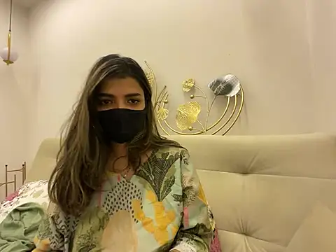 MaYaa  11 online show from 04.17.26