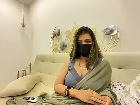 MaYaa  11 online show from 04.20.26