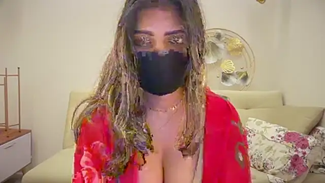 Snapshot of MaYaa__11 chatting on 07.21.26 MaYaa 11 online show from 07.21.26
