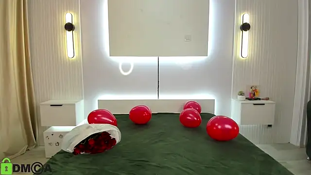 Lola Peach online show from 02.14.25