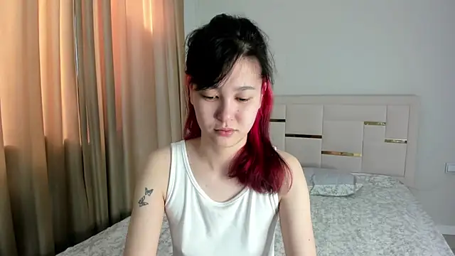 Lola Peach online show from 06.01.26