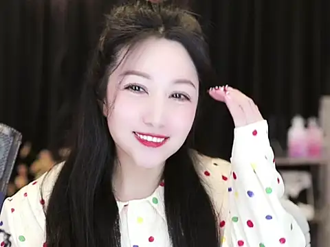 Nuyoah-77 online show from 03.05.25