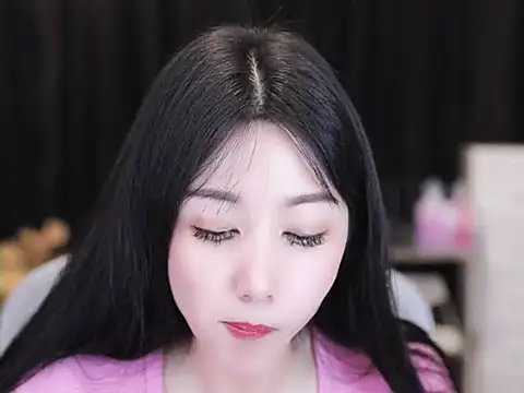 Nuyoah-77 online show from 09.10.25