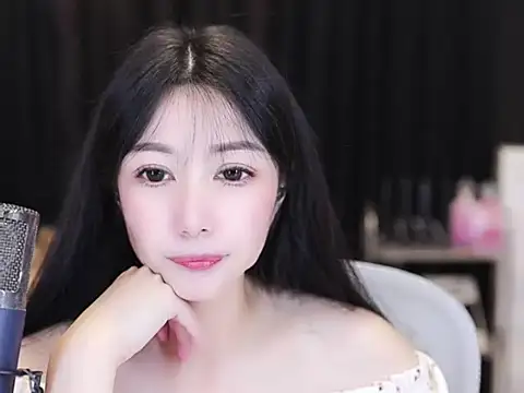 Nuyoah-77 online show from 09.16.25