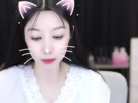 Nuyoah-77 online show from 09.30.25