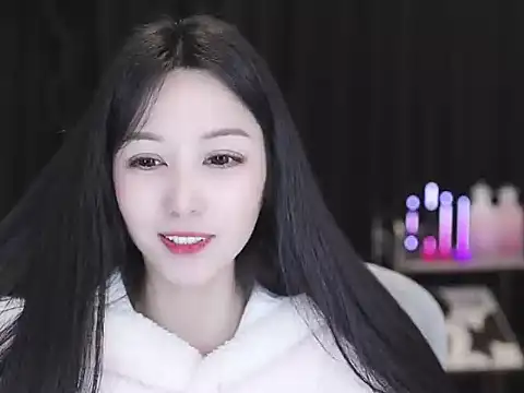 Snapshot of Nuyoah-77 chatting on 02.08.26 Nuyoah-77 online show from 02.08.26