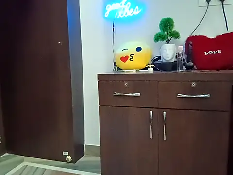 Snapshot of GoldnessAishu chatting on 03.02.25 GoldnessAishu online show from 03.02.25