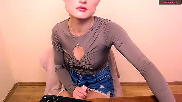 Felliciya online show from 12.05.24