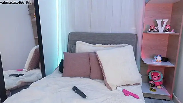 ValeriaCox online show from 11.05.25