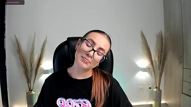 Snapshot of RyliieHunter chatting on 12.02.24 RyliieHunter online show from 12.02.24