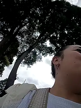 Lesly 10- online show from 11.17.25