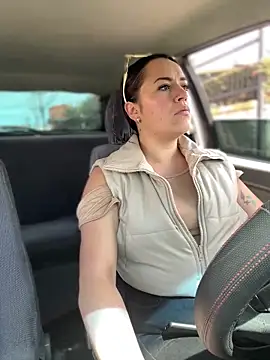 Lesly 10- online show from 02.04.26