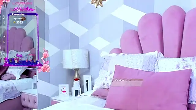 KylieMonnett online show from 01.16.25