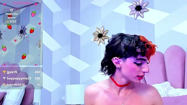 KylieMonnett online show from 01.24.25