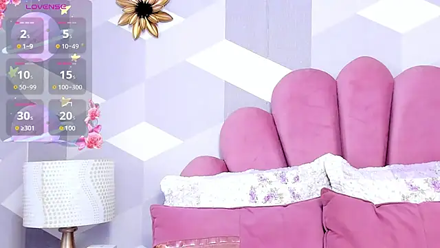 KylieMonnett online show from 03.16.25