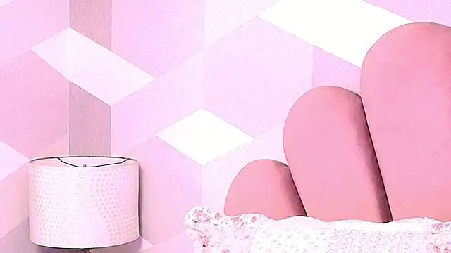 KylieMonnett online show from 11.06.25