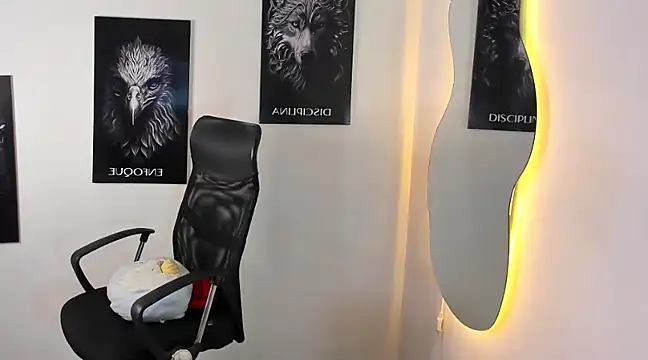 Andrew wolf7 online show from 02.28.25