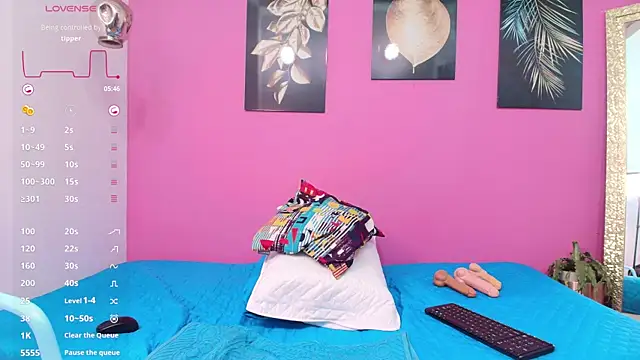 petitelittleebony online show from 01.20.25