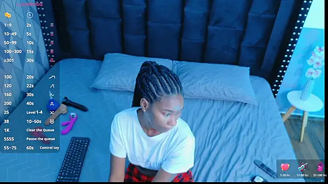 petitelittleebony online show from 09.17.25