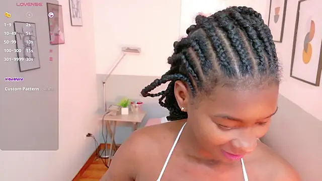 petitelittleebony online show from 09.21.25