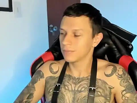 Snapshot of goodboy69l chatting on 06.29.26 goodboy69l online show from 06.29.26