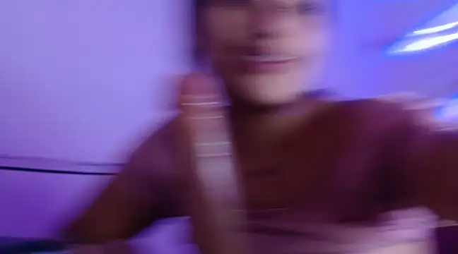 Snapshot of SarahStones chatting on 03.09.25 SarahStones online show from 03.09.25