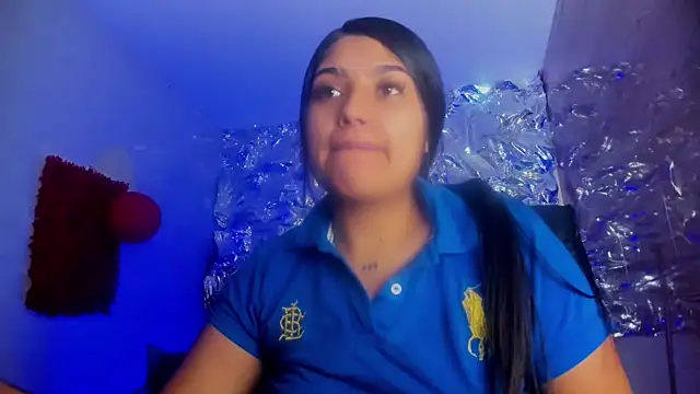 SarahStones online show from 03.30.26