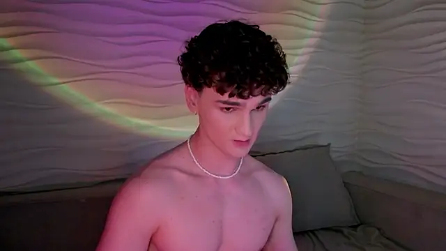 adam 21cm   online show from 02.13.25