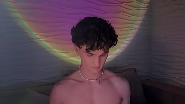 adam 21cm   online show from 02.23.25