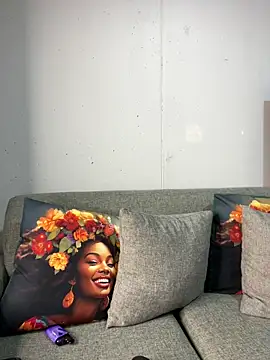 DrippinCaramelCutie online show from 04.07.26