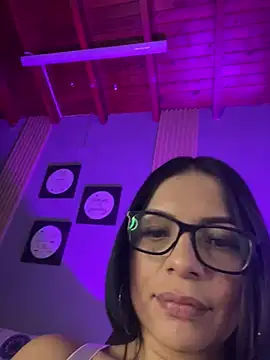 Snapshot of elolotero chatting on 02.21.25 elolotero online show from 02.21.25