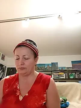 MariaAnaSunshine online show from 09.18.25