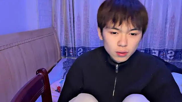 Snapshot of xiaottt1918 chatting on 01.25.25 xiaottt1918 online show from 01.25.25