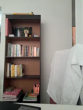 Snapshot of Fantasy-gil chatting on 09.16.25 Fantasy-gil online show from 09.16.25