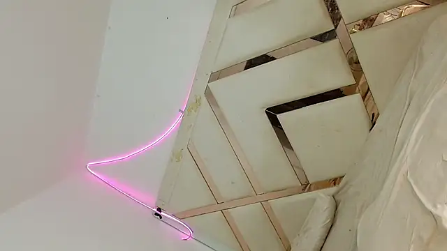 vahileht smith online show from 02.18.25